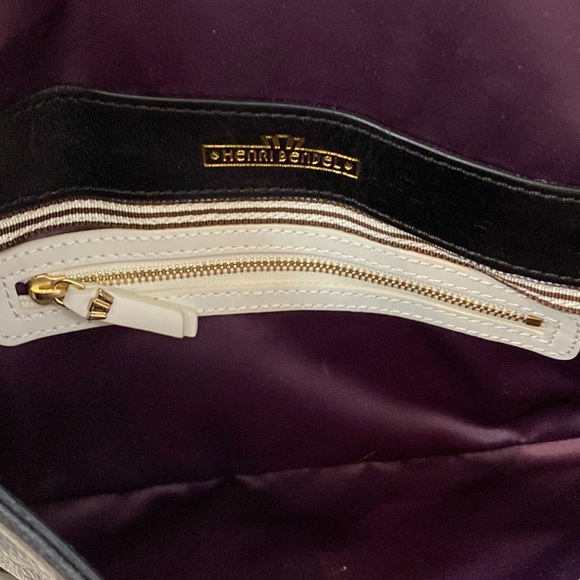 NWOT Henri Bendel handbag genuine leather - Picture 8 of 12